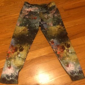 Yoga capri leggings by Onzie, XS